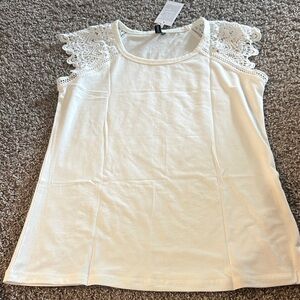 Elegant White Lace Sleeve Blouse